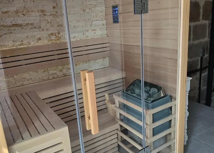 Апартаменты Des Granges *